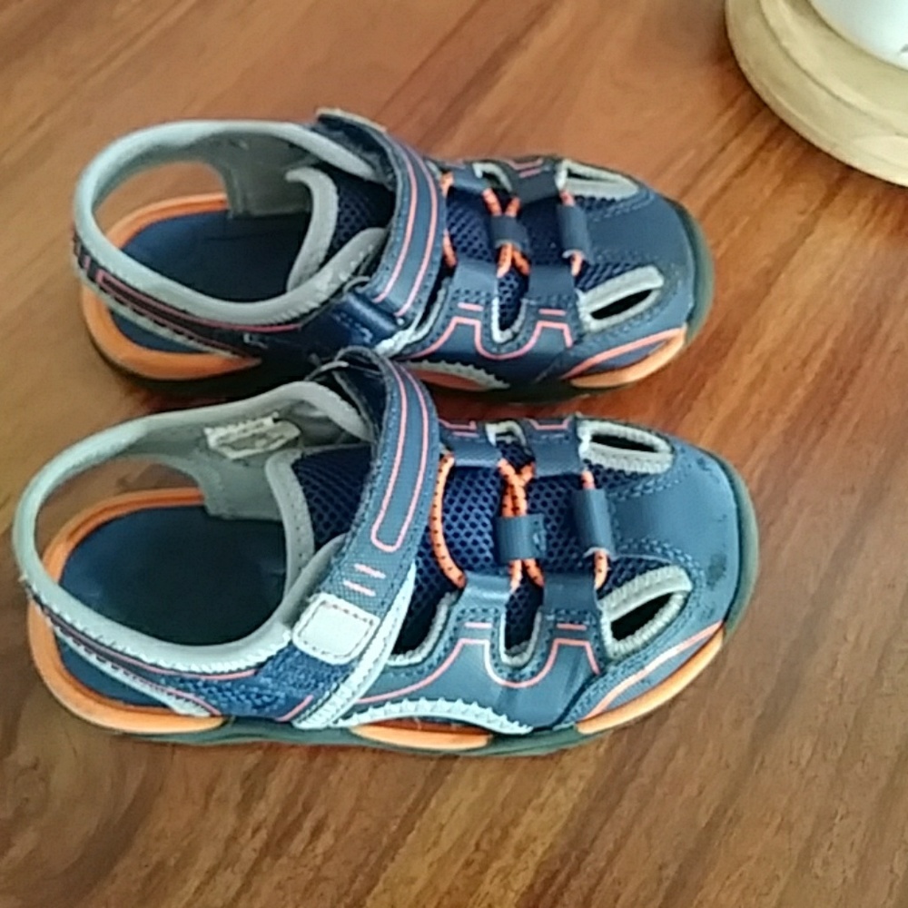 Boys sandals
